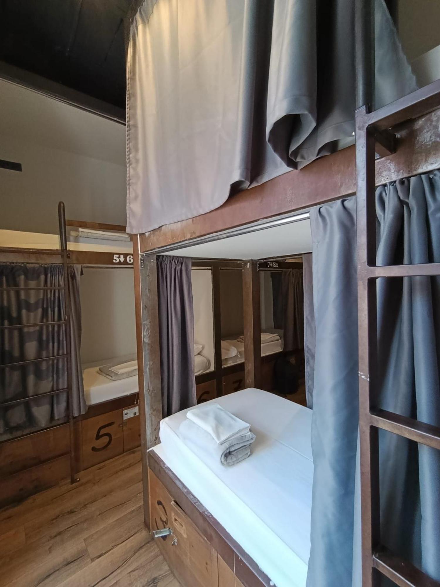 Bett im 6-Bett-Schlafsaal